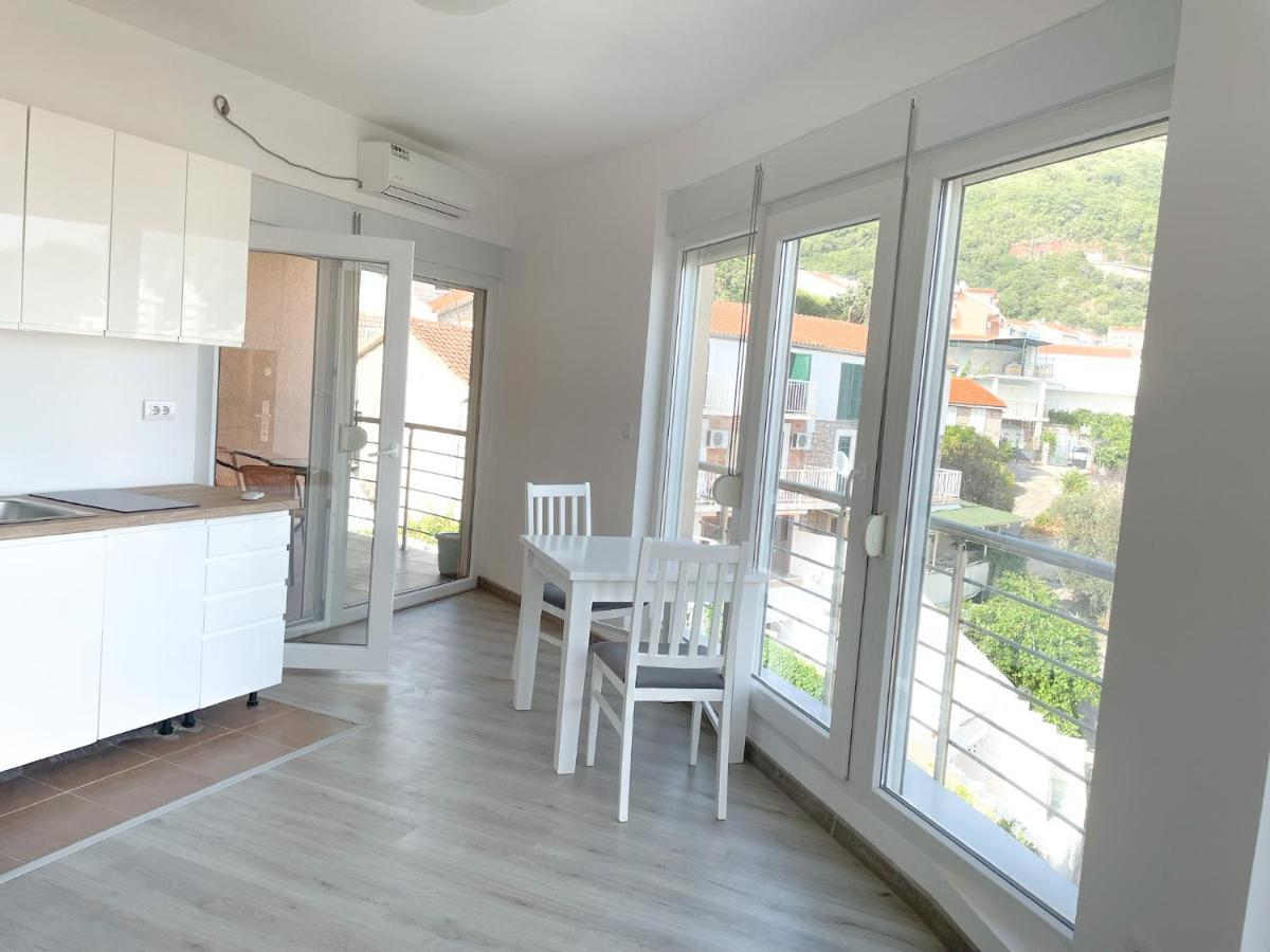 Upart House Apartment Petrovac Екстериор снимка