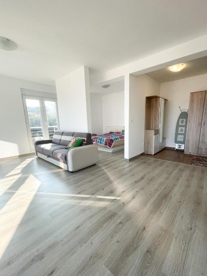 Upart House Apartment Petrovac Екстериор снимка