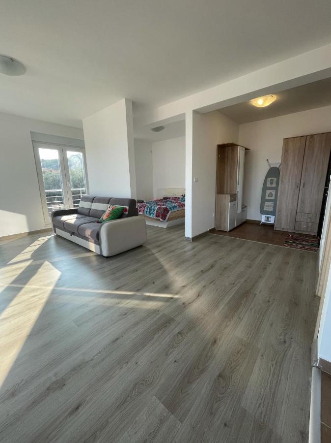 Upart House Apartment Petrovac Екстериор снимка