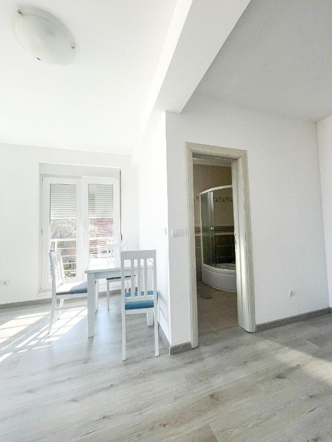 Upart House Apartment Petrovac Екстериор снимка