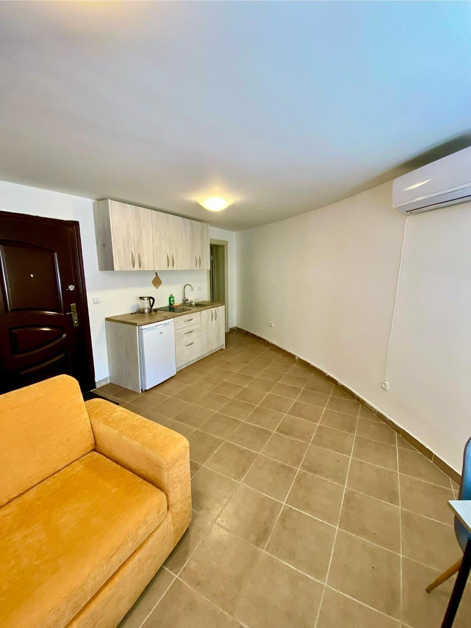 Upart House Apartment Petrovac Екстериор снимка