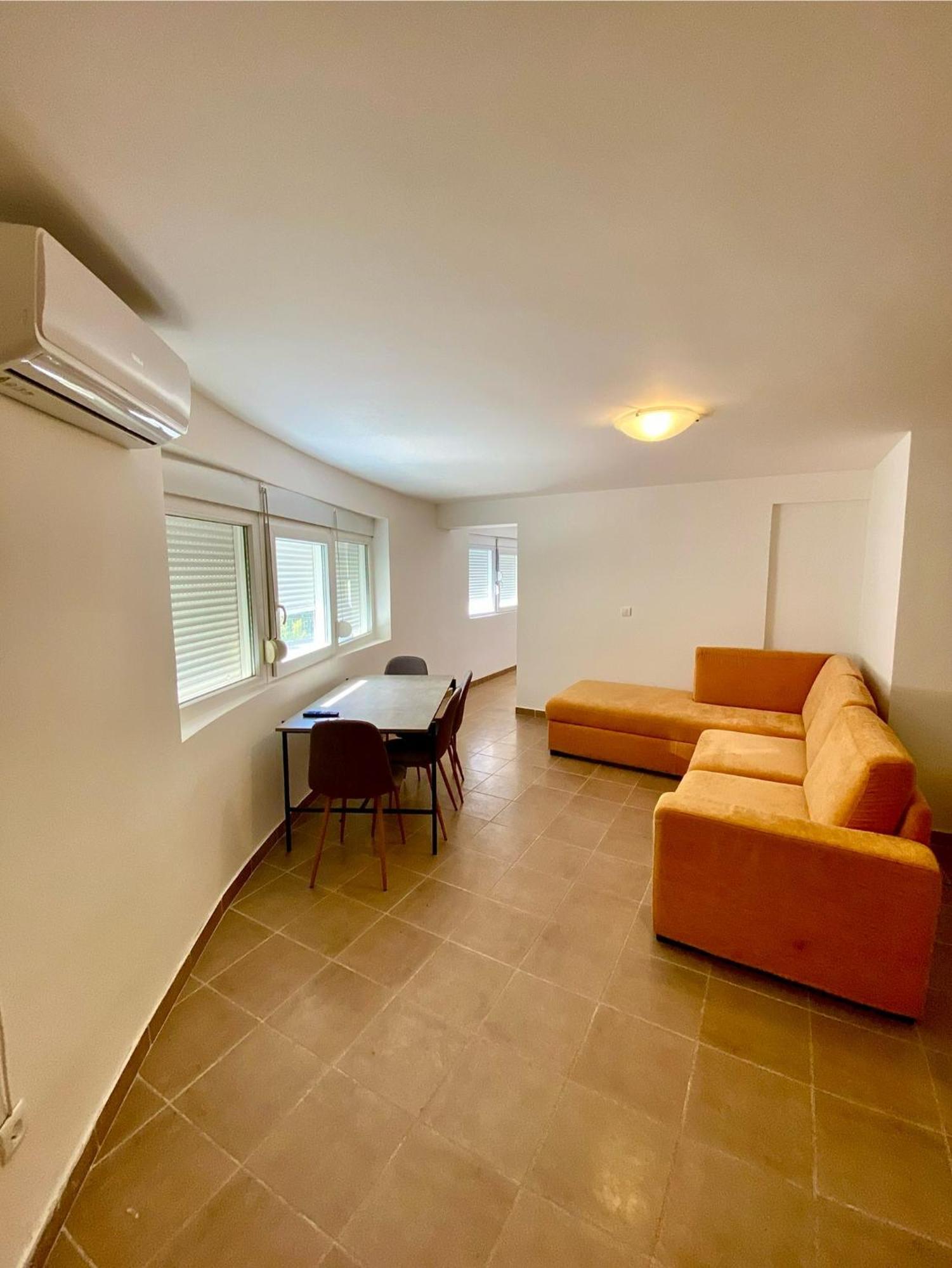 Upart House Apartment Petrovac Екстериор снимка